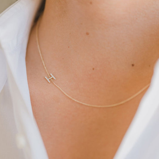 Sideswept Single Initial Necklace (14k/18k Solid Gold)